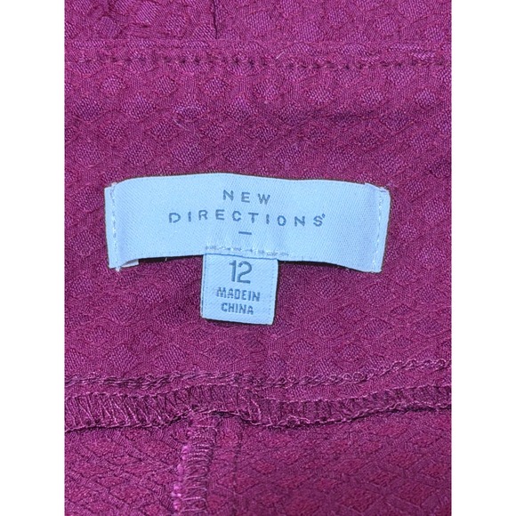New Directions Women Burgundy Textured‎ Pattern Straight Leg Pants Size 12 - Picture 3 of 4